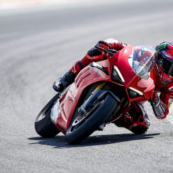 Panigale-MY22-Dinamica.jpg